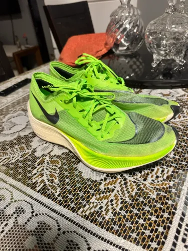 Tênis Nike vaporfly 