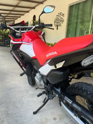 XRE 300 Rally