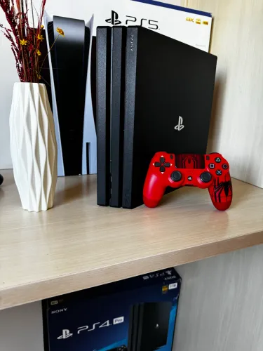 PlayStation 4 Pró
