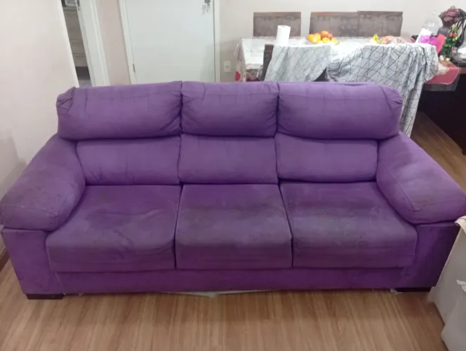 Sofá Retrátil 3 Lugares Roxo/Lilás (2.2 x 1.0 x 0.83) - Bom Estado