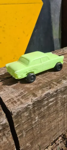 Carrinho antigo bolha
