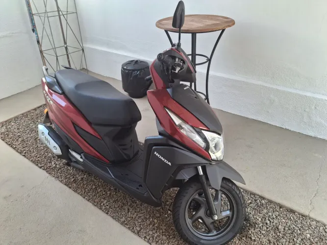 Vendo Elite nova. Ano 2026, modelo 2027