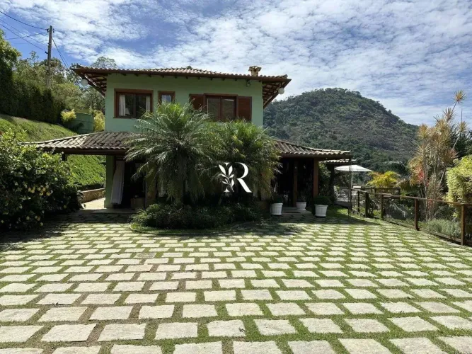 Imóvel para venda em Secretário - Petrópolis - RJ