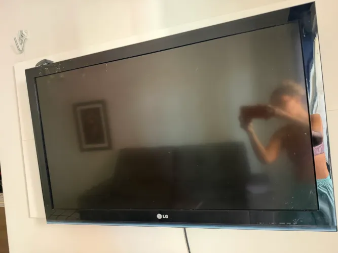 TV LG 42 Polegadas LED - Funcionando Perfeitamente - Não Smart