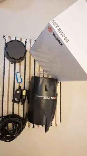 Flash tocha estudio tolifo 200 w, 220v bowens