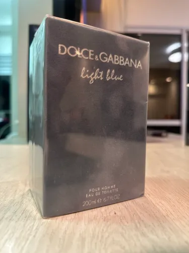 Perfume masculino Dolce & Gabbana Light Blue 200ml - Lacrado!