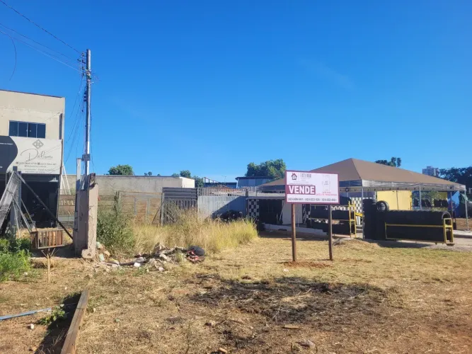 Lote Comercial na Avenida Rio Verde - Parque Amazônia
