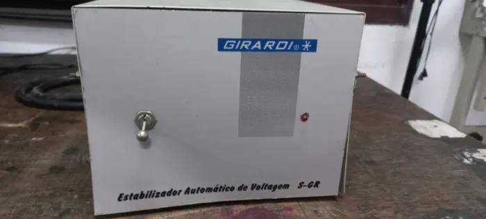 estabilizador de voltagem