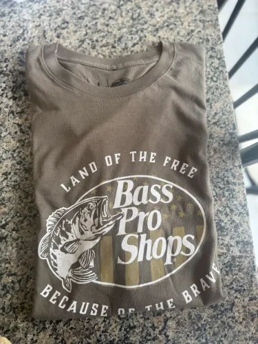 Camiseta Bass Pro Shops