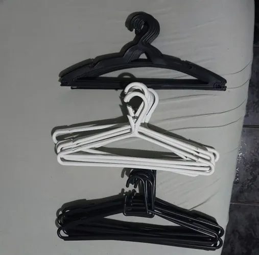 60 cabides 