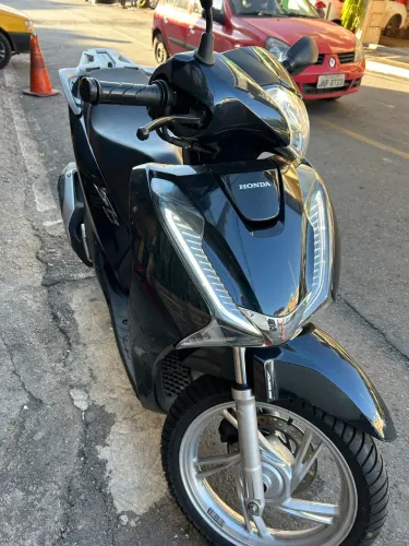 Vendo scooter Honda sh150i