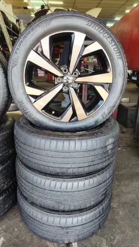 Rodas 17 5x100 original com pneus 
