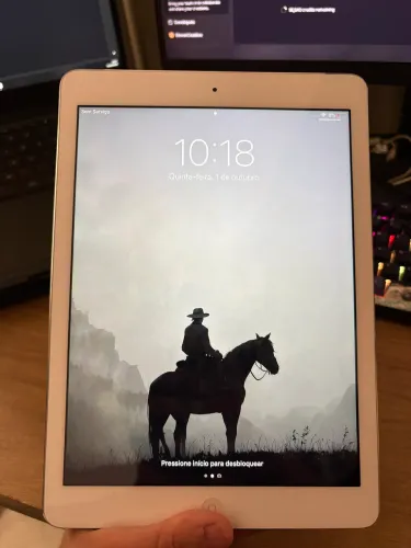 iPad Air 64GB + Teclado Logitech | Funcionando