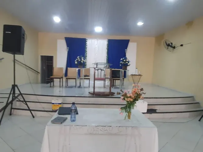 Igreja no bairro disepto rosado.prox.av.amintas barros