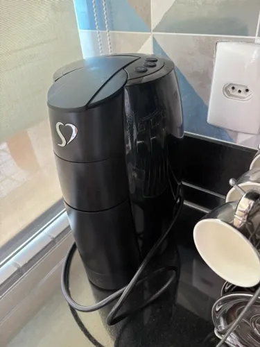Cafeteira 3 corações Espresso Multibebidas Lov Preta - 220v