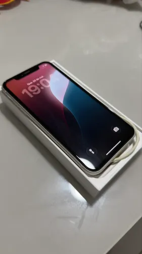 iPhone 11 64gb Branco c/ Nota Fiscal Zerado