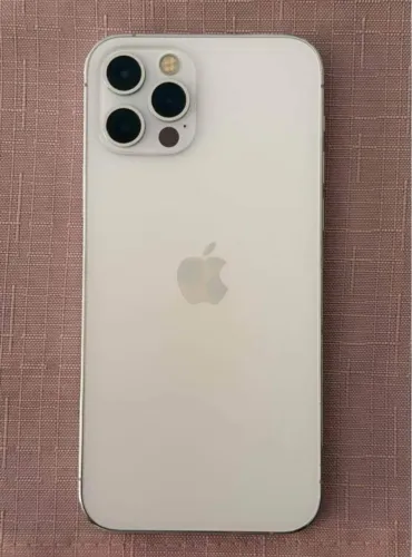 iPhone 12 pro 128G semi novo sem detalhes perfeito