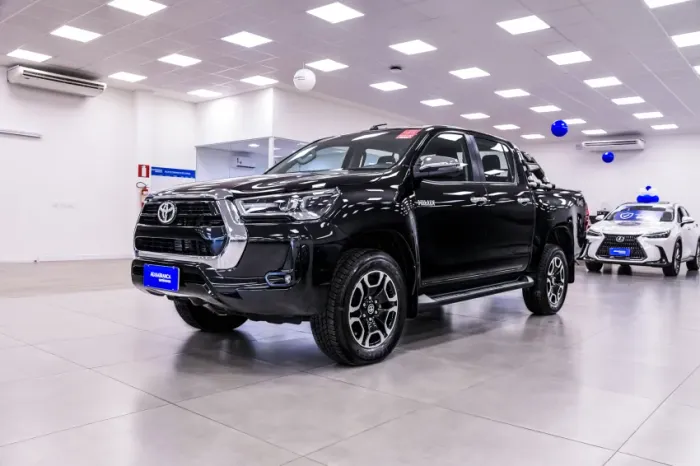 Toyota Hilux CD SRV 4X4 2.8 TDI Diesel Aut. 2025