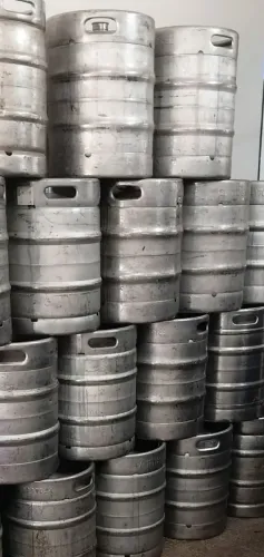Barril de chopp vasilhames 350,00 cada