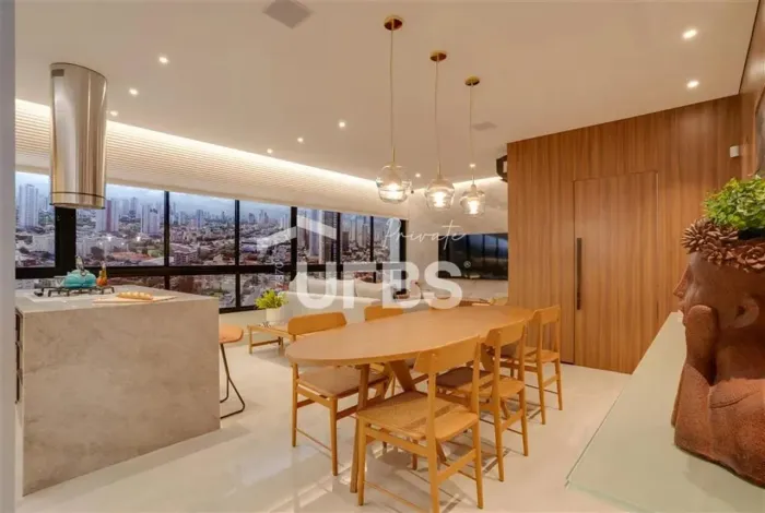 Apartamento 2 suítes do lado da Praça do Sol