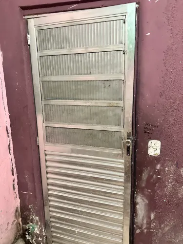 Porta de alumínio 210X80