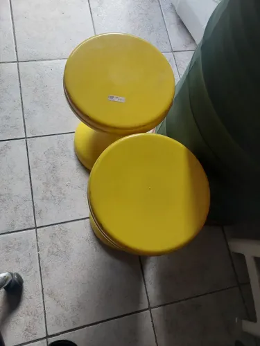 Banco de plástico