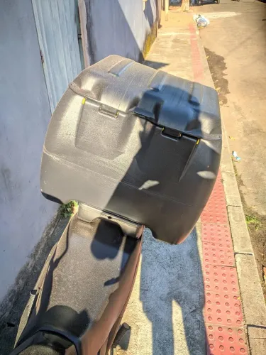 Baú De Moto 100 litros 