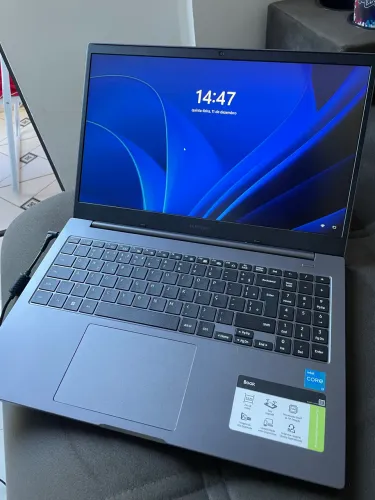 Vendo notebook Samsung Book Intel Core i3
