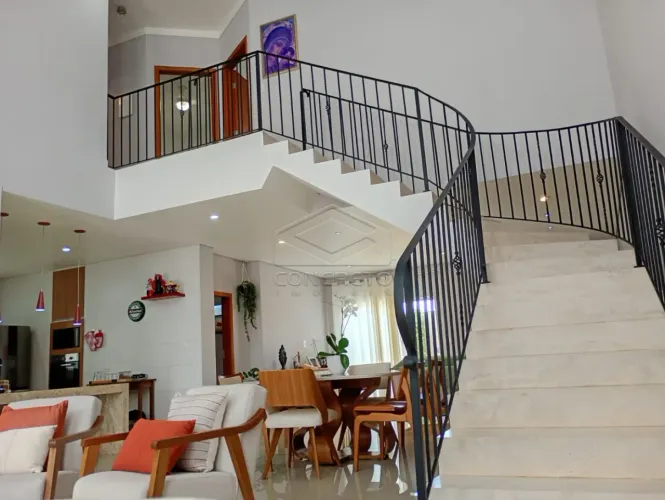 Casa Condomínio em Botucatu