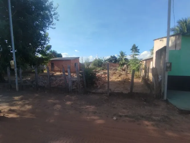 Vende esse terreno bem localizado