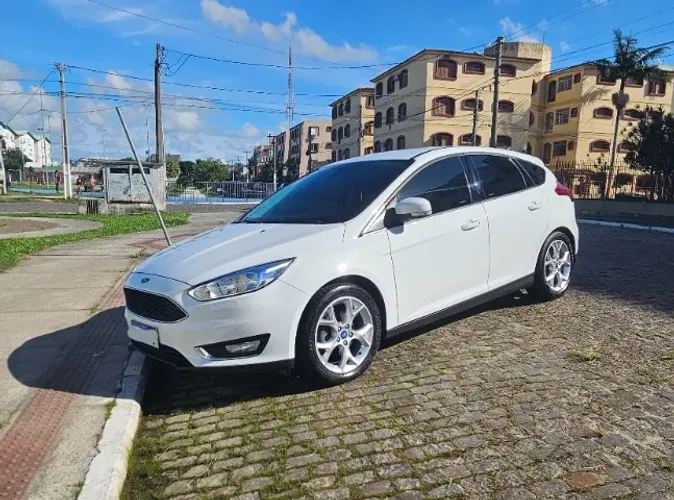 Ford Focus 2.0 16v/se/se Plus Flex 5P Aut. 2016