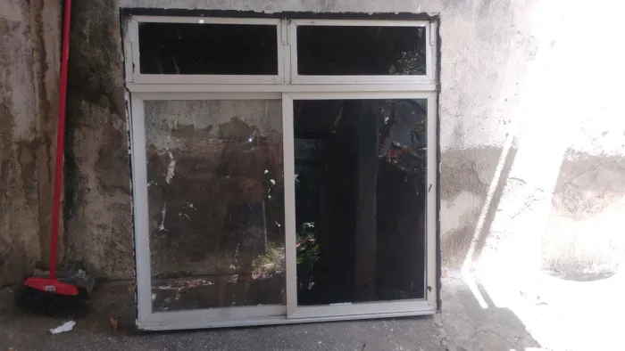 Janela de Alumínio 1,20 por 1,20 (Aceito troca)