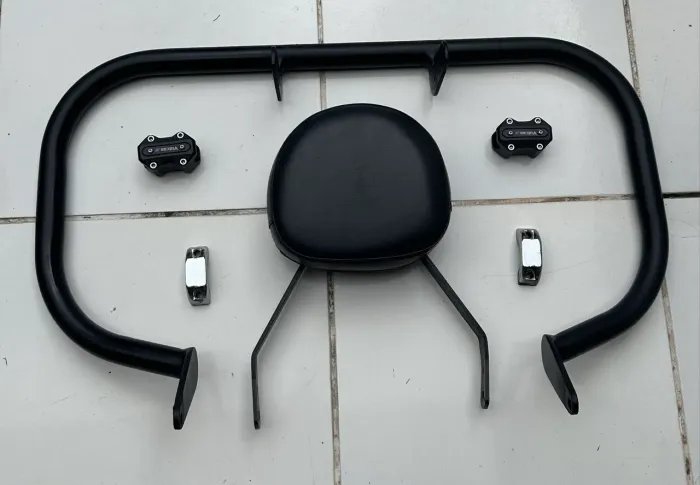 Vendo Kit Sissy Bar e Proteção Custom