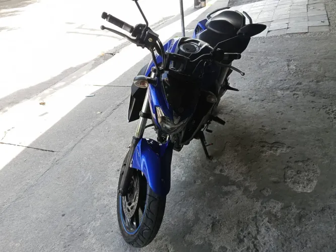 YAMAHA/FZ25 FAZER