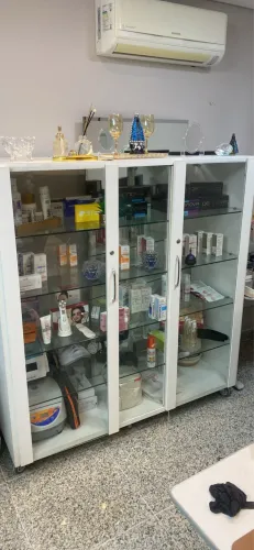 Móvel cristaleira vitrine