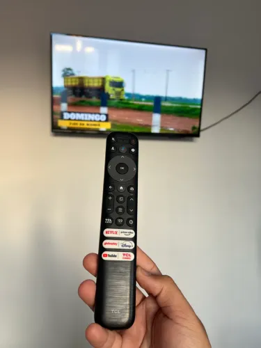 TV- Televisão TCL 32 polegadas.
