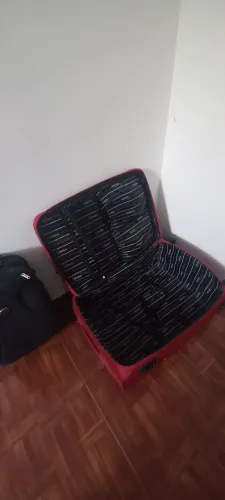 Mala 32kg rodinhas 360°