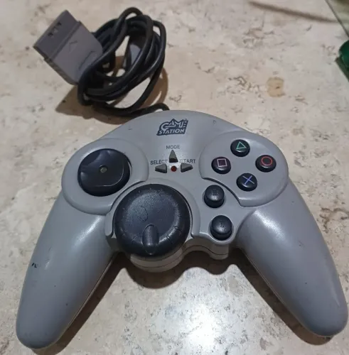 Controle Raro de Playstation 1