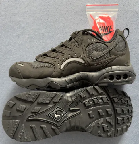 TÊNIS NIKE AIR TERRA HUMURA SP BLACK & ANTHRACITE TAMANHO 39