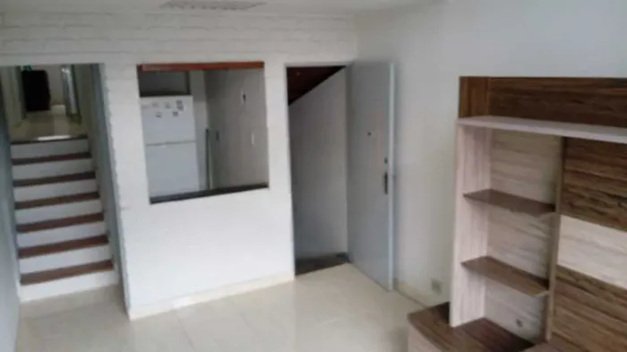 Apartamento : Padrão / Residencial / Glória