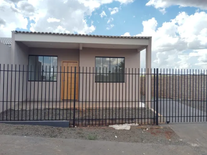 Casa para Venda em Floresta, Jardim Primavera, 2 dormitórios, 1 banheiro, 3 vagas