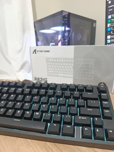 TECLADO MAGNÉTICO ATTACK SHARK R82 HE - NOVO!