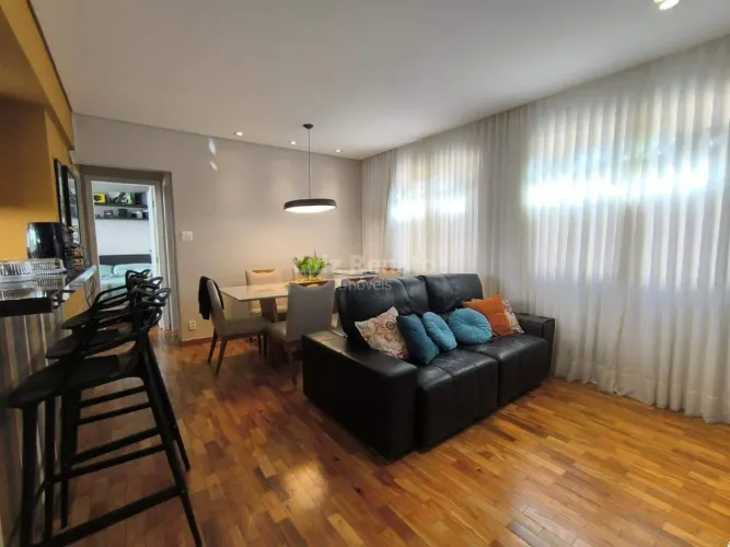 Apartamento à venda no bairro Cruzeiro