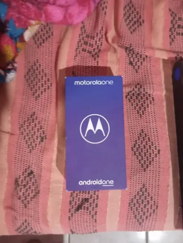 Vendo celular Motorola one 64 gb 