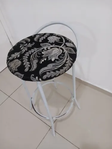 Banco para loja decorado