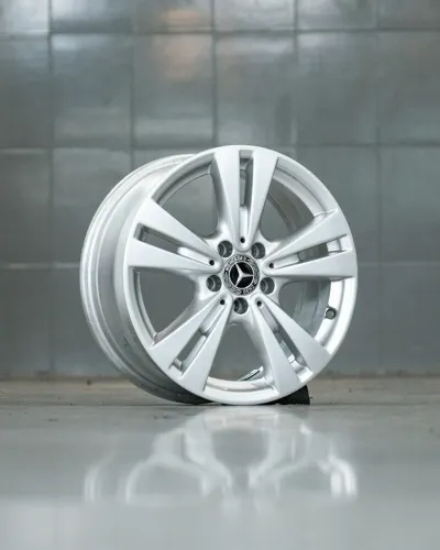 RODAS 17 MERCEDES ORIGINAIS A200 2018 5X112