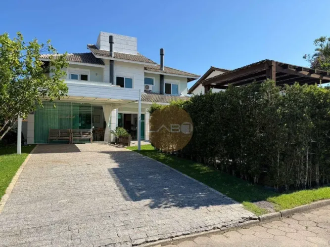 Casa à Venda em Condomínio Fechado Condomínio Praia da Cachoeira | Cachoeira do Bom Jesus