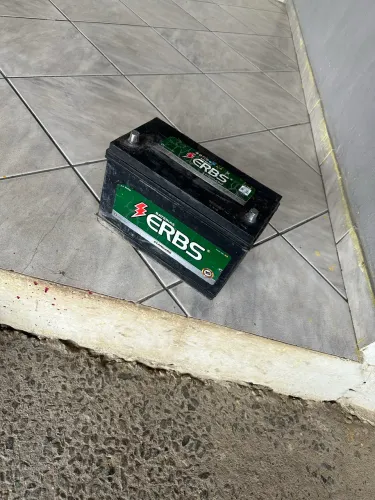 Bateria 100 amperes