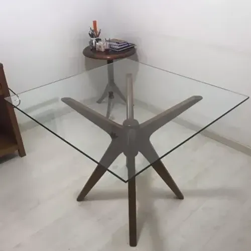 Vidro de mesa temperado