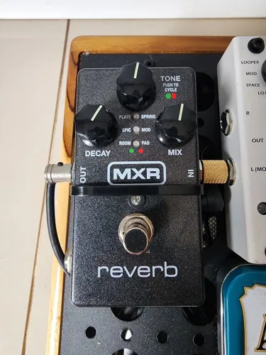 Pedal Reverb MXR M300